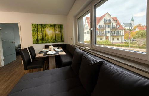 Homefeld Suite - Elegante und moderne Ferienwohnung zentral in Hünfeld bei Fulda mit Küche, kostenlosem Parkplatz und WLAN - Foto 6