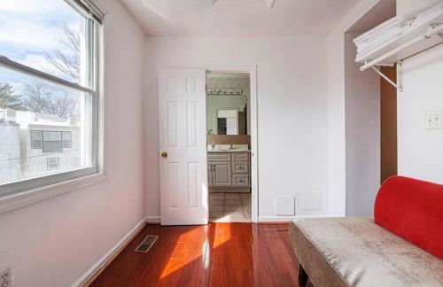 Relaxing, Spacious, Private, Walkable in Petworth! - Foto 19