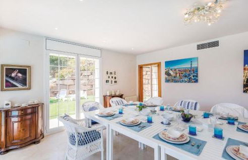 5 Bedroom Amazing Home In Cabrils - Foto 22