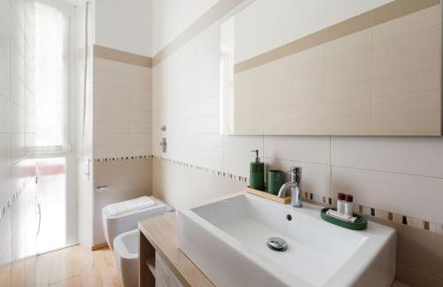 GuestHost - Domodossola M5 Modern Apartment - Foto 21