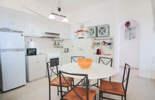 Villa with View of Agios Ioannis and Pool with Jacuzzi - Foto 23