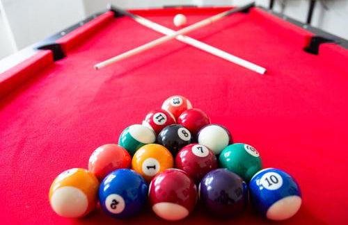 5 Bed Seaside Property with Garden , Parking and Games Room - Foto 16