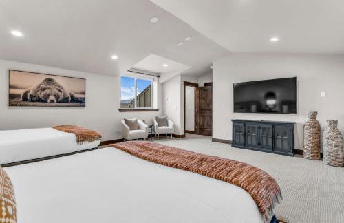 Black Rock Ridge Private Hot Tub & Views - Photo 24