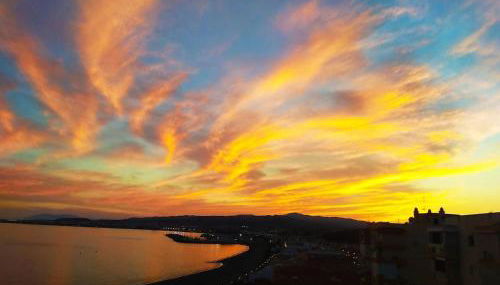 Loft en Residencial 1ª Línea con piscina - Foto 2