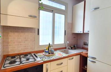 Casalú - Appartamento con Giardino Privato e Parcheggio Gratuito vicino Metro B - Foto 6