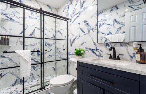 Comfort Meets Style 3BR Plus Parking - Foto 25