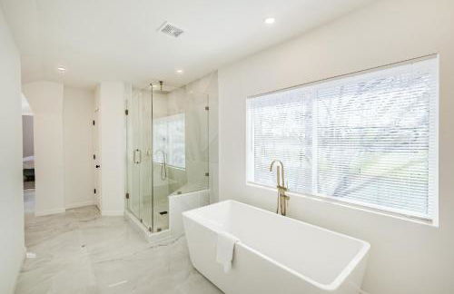 Oak Forest Retreat Sleeps 13 Near Heights - Foto 26