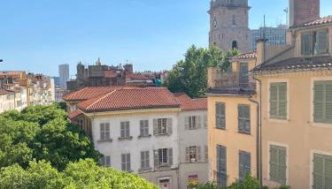 T3 Chaleureux - Vieux Toulon - Proche Port - Foto 4