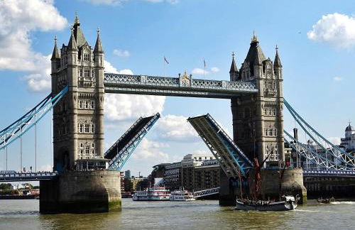 Spacious 4Bedroom - 10mins to London Bridge with Parking & Garden - Foto 21