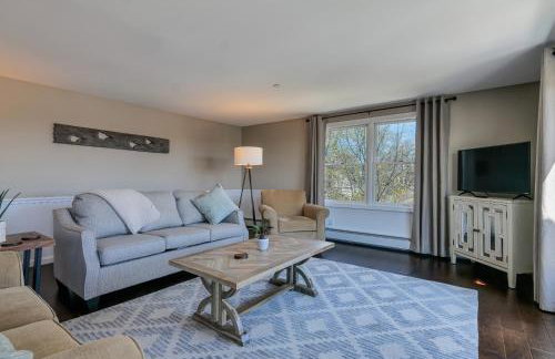 2BR Condo Downtown SWH w/ Ocean Views [Driftwood] - Foto 9