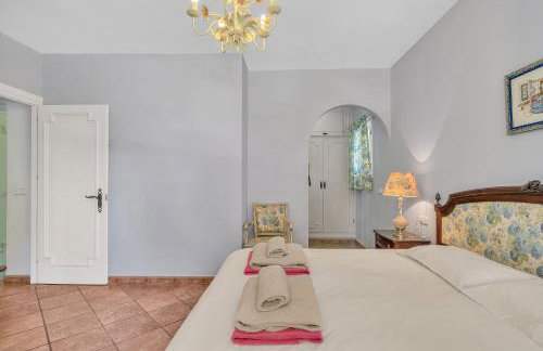 Villa Arin - Beachside Family Home by Finest Rentals - Photo 38