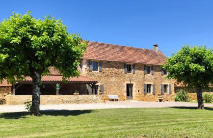 Gîte pour 12 avec terrasse et piscine partagée - Foto 1