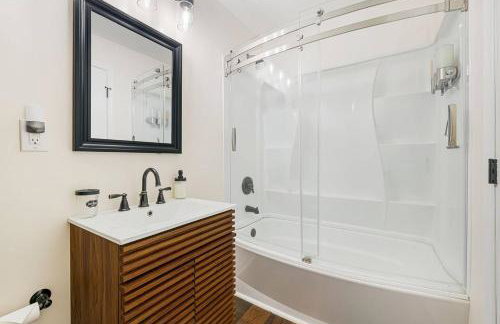 Romantic Garden Studio - 1BR - Indoor Fireplace - Foto 18