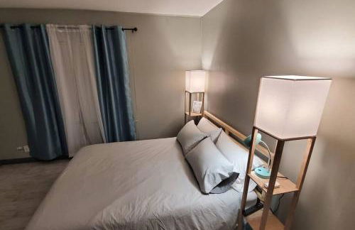 Cozy Cottages across from the Food Trucks of Aloha mall - Foto 37