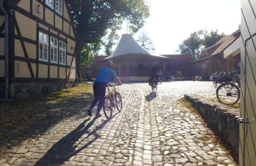 Wooden Holiday Home by Lake Scharmützelsee - Foto 33