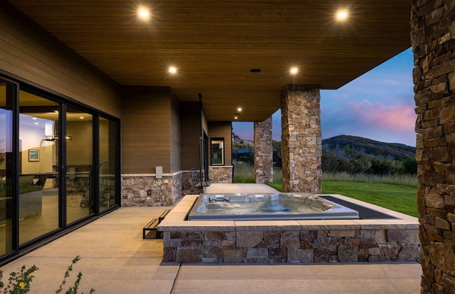 Reflection by Avantstay Sleeps 18 Lake Views Hot Tub Game Room - Foto 4