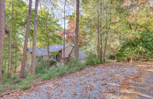 Forest-View Gem on Vaughn Creek Less Than 1 Mi to Dtwn! - Foto 31