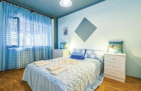 3 Bedroom Amazing Home In Jurdani - Photo 5