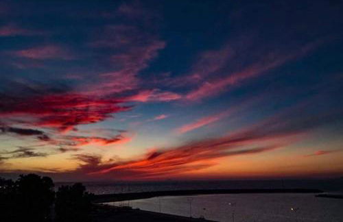 A View from the Attic Window. Kyparissia, Messinia - Foto 24