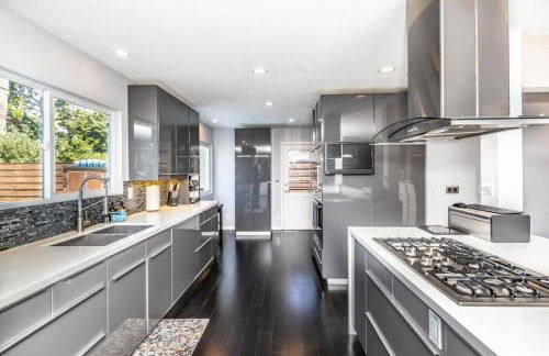 Luxury 3BR with Cabana Oasis Pool & Style - Foto 20