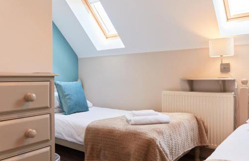 Finest Retreats - Meadow View - Photo 16