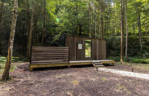 Modern Mirror Home w/ Hot-tub | “Glass House” #2 - Foto 34