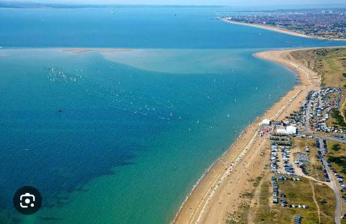 Harbourways Emsworth, Pet Friendly Coastal Retreat, Contractors & Leisure, Free Parking, Walk to Pubs - Photo 55