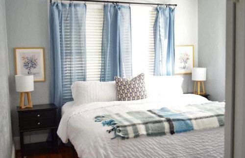 Perfectly Modern Craftsman- close to everything! - Photo 28