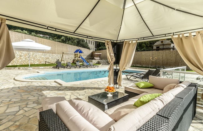 Villa Pave - Six-bedroom Villa With Terrace and Swimming Pool - Foto 27