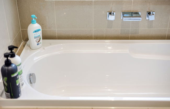 StayAU Magnificent Lakefront Villa - Foto 41