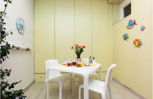 Tiffany Home - Photo 31