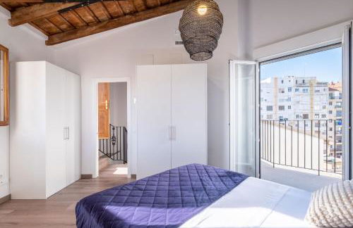 Spacious Penthouse with Massive Terrace - Photo 30