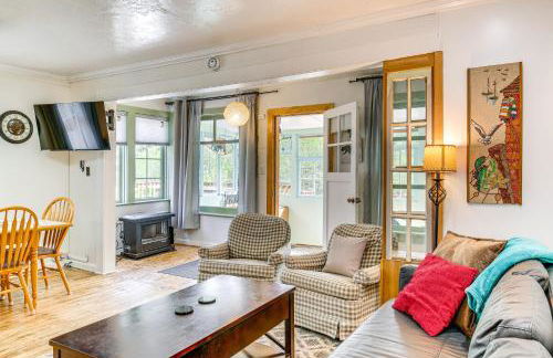 Salmon Return and Wildlife Roam Ketchikan Getaway! - Foto 6