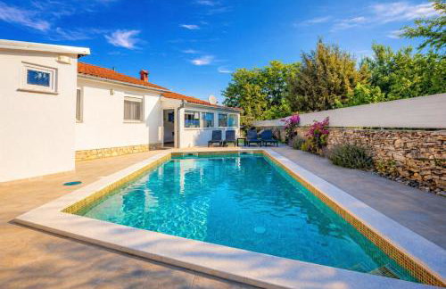 Kacana Blue - Home with Pool, Billiards, Darts - Foto 2