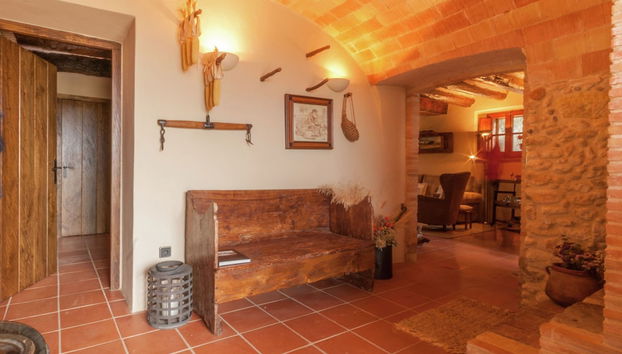 Modern Mansion in Pontós With Private Swimming Pool - Foto 2, Recepción