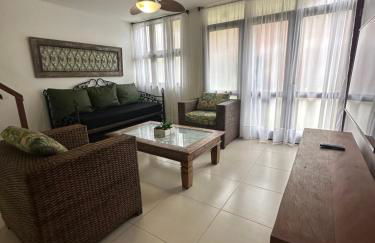 Paraíso em Cabo Frio - Casa em condomínio na praia do Peró - Foto 20