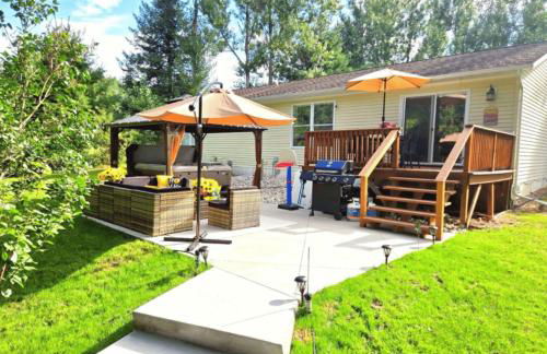 Petoskey Falls Escape-Hot Tub/Dogs/Petoskey/Boyne - Photo 42