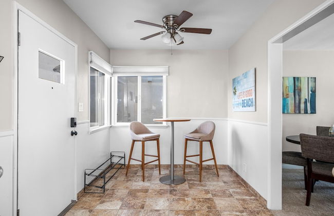 Beachside Apt With Laundry AC Patio - Foto 12