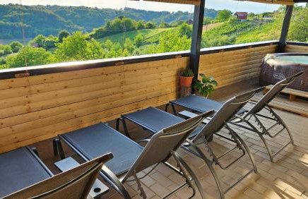 GREENHILLS Relax & Holiday House - Foto 62