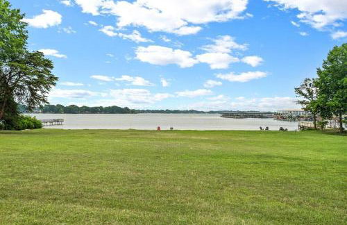 Cozy Lake Home - Jacuzzi King Bed Marina Access - Foto 8