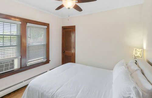 DT Libertyville Home With Arcade PacMan by Navy Base - Foto 19