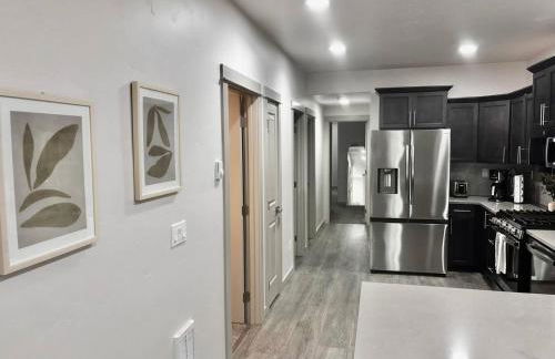 North End - Hyde Park - Hot Tub- Downtown - 3 BR - Foto 19