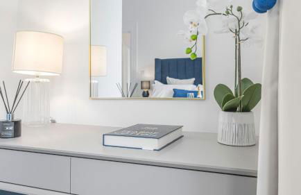 Elegant Garden Apartment, Private Parking & EV Charger, Walk to Town - Foto 11