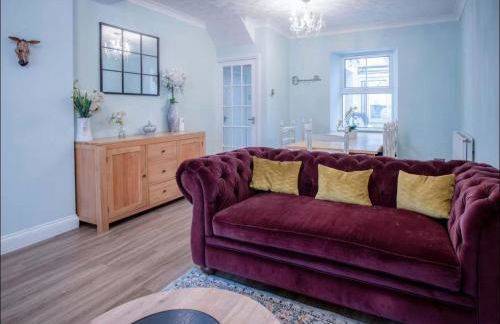 Family-Friendly Pink Cottage Central Tenby - Foto 23