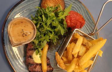 New Forest Bees Holiday Home, Bashley - Foto 8