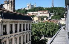 Celect'In Lyon Suites climatisées SkyView - Foto 1