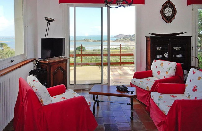 Holiday Home in Trebeurden With Sea View - Foto 6