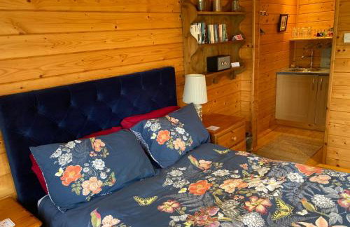 Exclusive 2 Bedroom Apartment with Summer House and Hot Tub - Foto 39