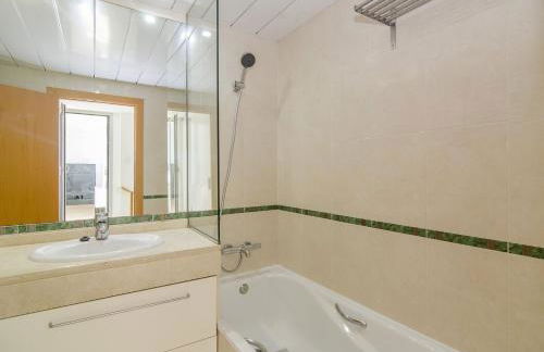 Duplex vistas mar con piscina - Photo 11