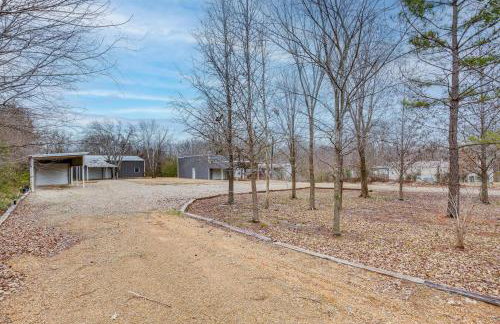 Cozy Quitman Fishing Cabin Near Lake Fork! - Foto 25
